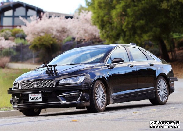 Auto X用于测试的Lincoln MKZ